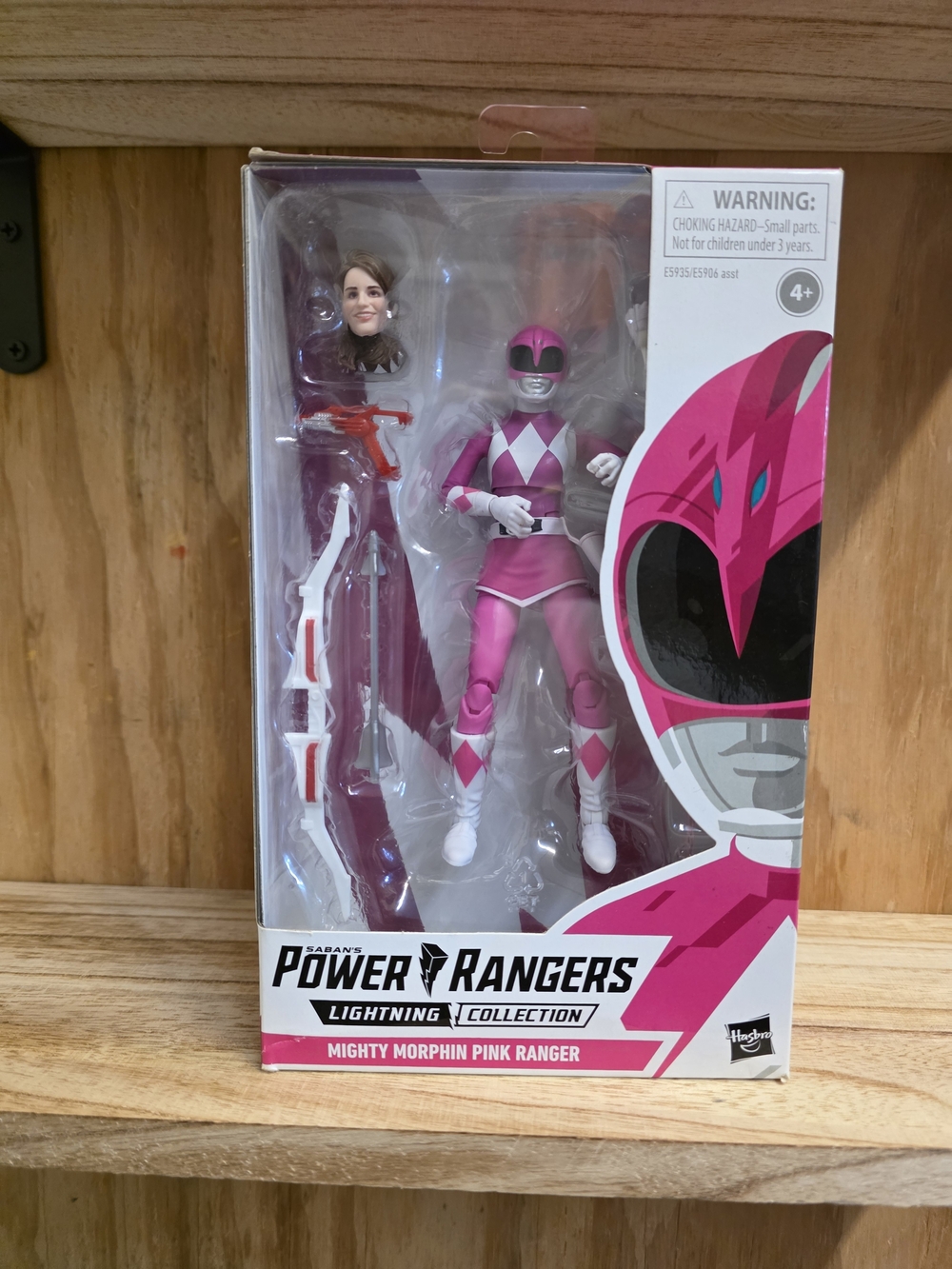 Power Rangers Lightning Collection Mighty Morphin Pink Ranger Action Figure